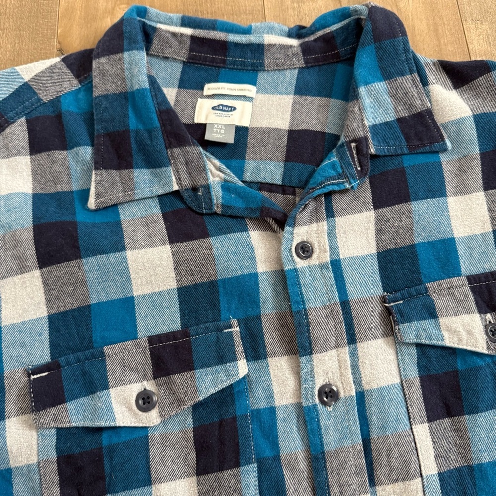 Old Navy Flannel Button Up Shirt Men 2XL Plaid Blue Regular Fit Square Pockets